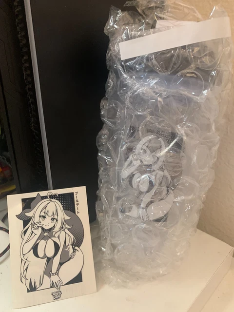 Gamersupps Waifu Cups X Shylily: Double Date V2 In Hand with sticker