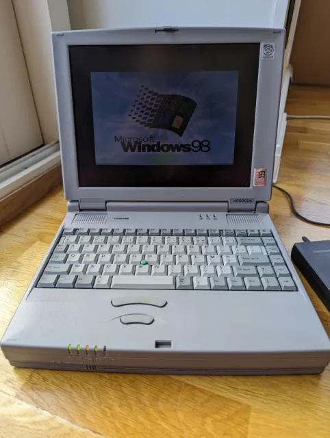 toshiba satellite 4000cds pentium ii p2 233 retrogaming dos windows 98 rs232 lpt