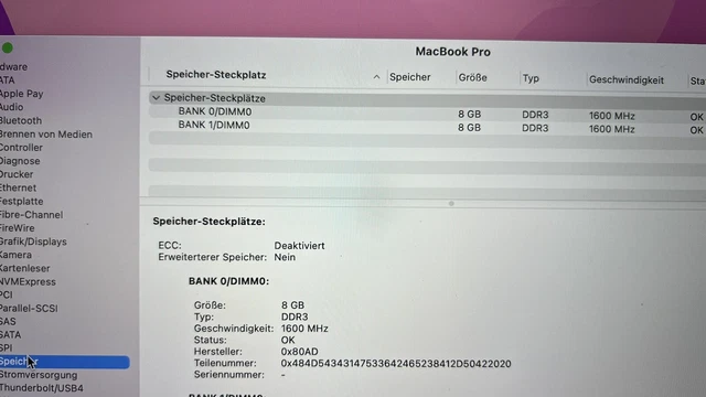 Apple MacBook Pro 15,4, 16 GB, 2,2 GHz i7 QuadCore i7, 250 GB unità di memoria a stato solido, Monterey 10