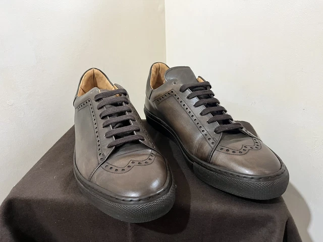 Russell and bromley flyweight top