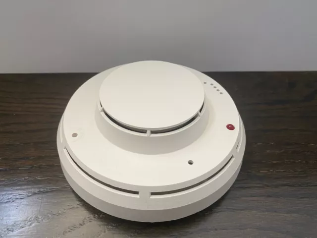 Siemens Cerberus Pyrotronics DI-3 500-081806 Smoke Fire Detector Alarm Head