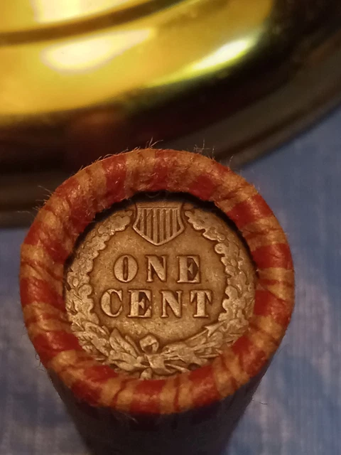 One Bulk Indian Head / Wheat Back Pennies Shotgun Roll - Lot # 431