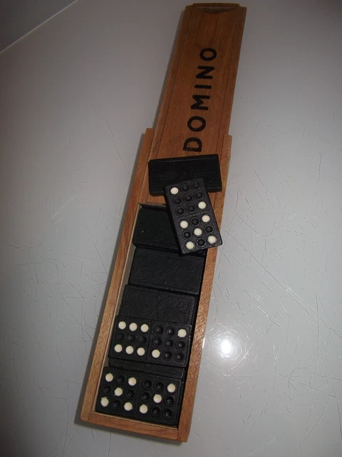 Jeu ancien dominos bois