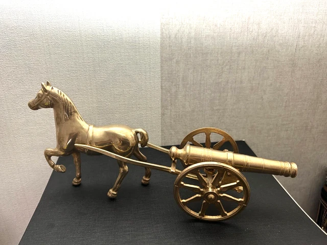 Cheval en laiton / bronze sur piédestal (1) - Bronze