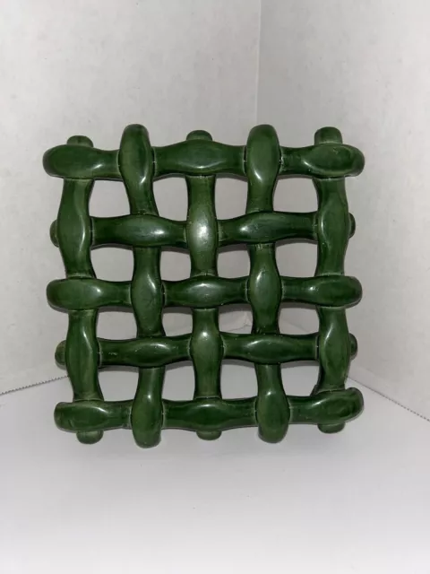 Vintage Ceramic Green Basket-Weave Tea Tile Trivet Hot Plate Wall Hanging