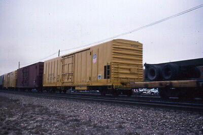 Railroad Slide - Union Pacific #462360 Box Car 1992 Elmhurst Illinois Freight