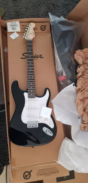 Guitare Electrique occasion Squier Stratocaster