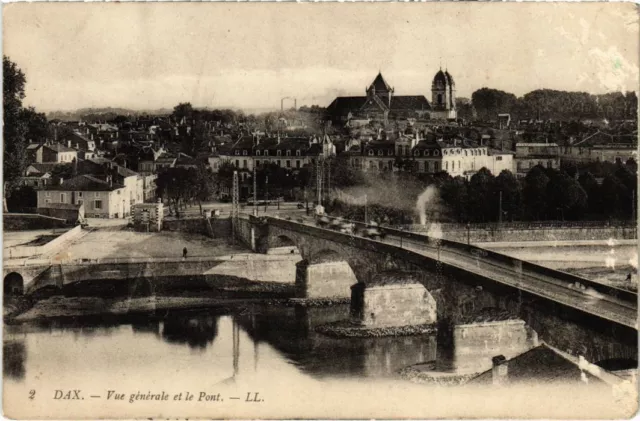 CPA Dax vue generale et le Pont (1263028)