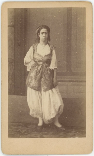 Photo Ancienne CDV 1870 Dompteuse Ou Danseuse De Cirque - Tirage Original Albumine - Vintage