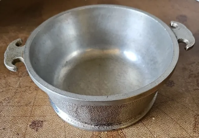 Vintage Guardian Service Cast Aluminum Round 1.5 Quart Cookware Pot Wo/ Lid.