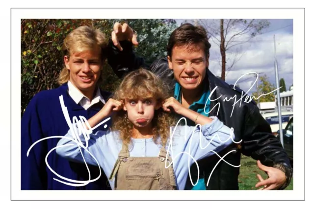 Jason Donovan, Guy Pearce & Kylie Minogue Signed 6x4 PHOTO Gift Print NEIGHBOURS