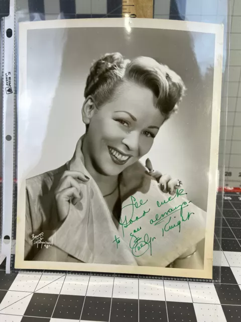 autograph of singer Evelyn Knight  8x10 Original Hand Signed Photo 1950s 1960s