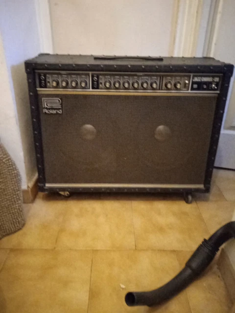 ampli guitare Roland JC 120
