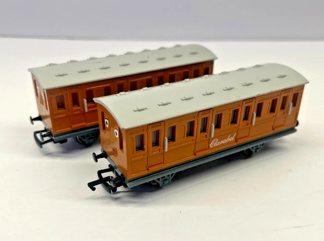 Passenger Cars, Railroads & Trains, Model Railroads & Trains, Toys  display picture 1