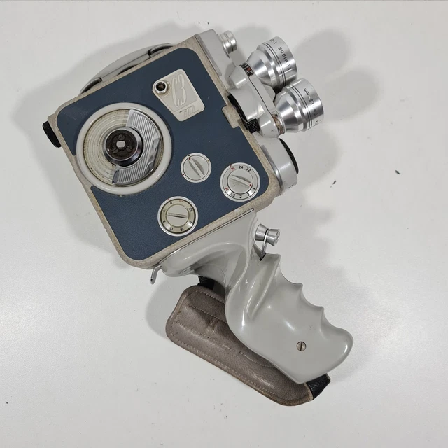 Cámara de cine vintage EUMIG Wien C3 8 mm de cuerda de los años 60. Funcionando...