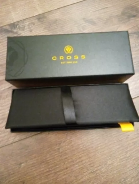 Genuine Original Cross Gift  Box Pen Complete with Booklet/Black 17x7x4cm-NO PEN