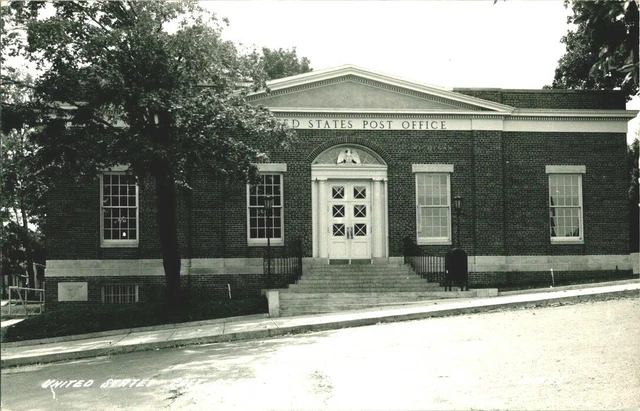 Rppc U.s Post Office Crystal Falls Michigan