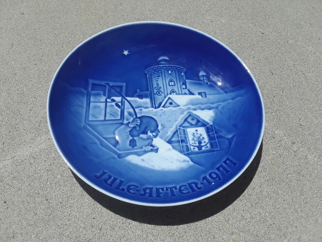 1977 B&G Bing Grondahl CHRISTMAS PLATE Jule After DENMARK Copenhagen Collectible