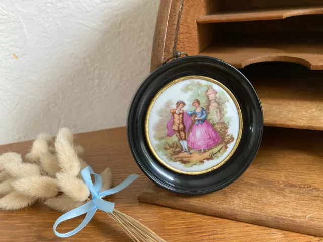 ♥ Ancien Petit Cadre Rond Médaillon en Porcelaine de Limoges Vintage