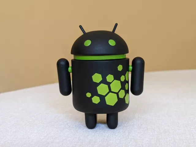 Android Mini Collectible Series 02 Figure - HEXCODE by Andrew Bell