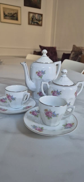 Dinette Miniature – Service à Café Porcelaine De Paris – Décor Or – XIXème