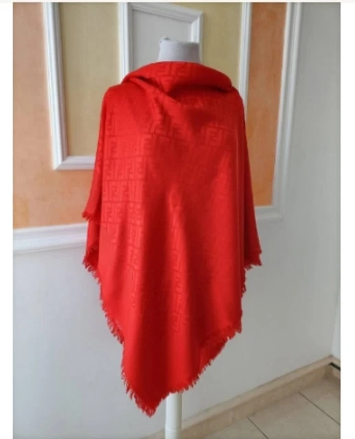 STOLA FENDI di lana e seta scialle. EUR 250 00 PicClick IT