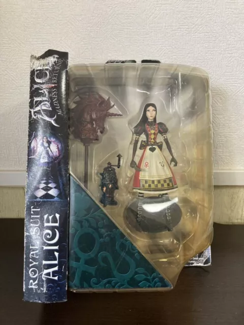 Alice Madness Returns Figure Diamond Select ROYAL SUIT ALICE [ BOX DAMAGED ]