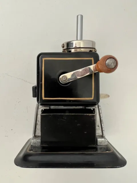 antike Bleistiftspitzmaschine Bleistiftspitzer Spitzmaschine schwarz Metall Deko