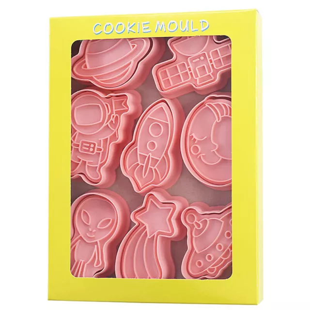 8Pcs/set Space Astronaut Biscuit Mold 3D Cartoon Cookie Mold Biscuit Cutter  q