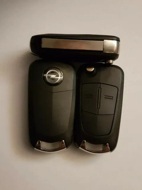 Coque Clé Télécommande Pour Opel Astra Tigra Zafira Vectra 2 Boutons + Lame Plip