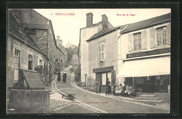 CPA Cercy-la-Tour, Rue de la Tour