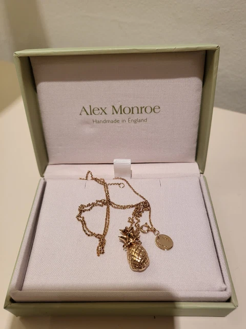ALEX MONROE GOLD plated floral Alphabet P Necklace 115.00