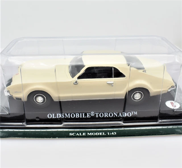 Voiture Miniature Politoys Tornado Oldsmobile – échelle 1/43, Occasion