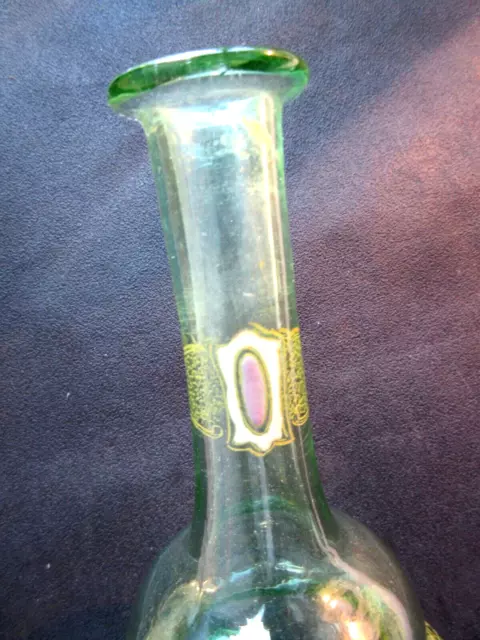 Carafe en verre vert transparent, émaillée Legras: Tulipes et rinceaux 2