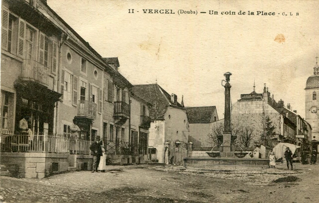 CARTE VERCEL VILLEDIEU LE CAMP Un coin de la Place EUR 3,45 PicClick FR