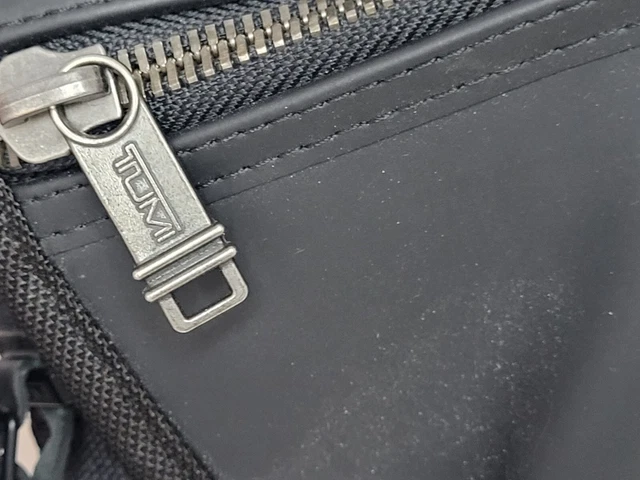 TUMI Alpha Bravo Travis Crossbody Expandable Messenger Bag Black Gray Leather 2