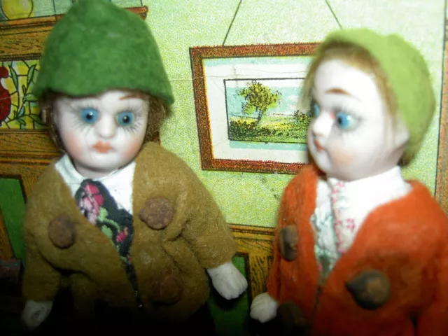 RARE PAIR, antique German GOOGLY EYES all bisque dollhouse dolls, swivel necks