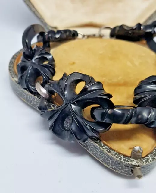 Antique  Victorian  Whitby Jet/Silver Beautiful Carved Flower Sections Bracelet 3