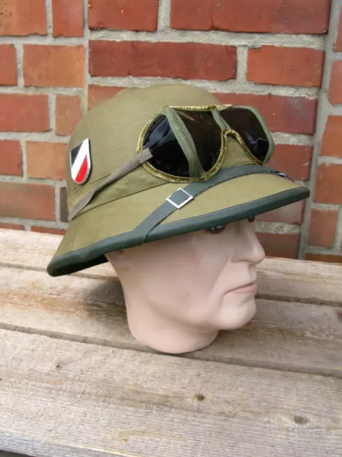 Tropenhelm Afrikakorps Wehrmacht DAK mit Staubschutz Brille