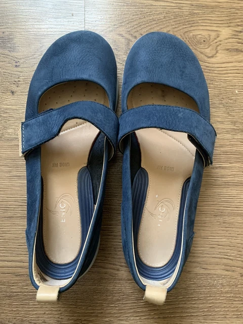 clarks trigenic mary jane shoes