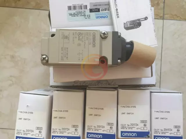 Neu IN Karton 1PC Für Omron Limit Schalter D4A-3110N