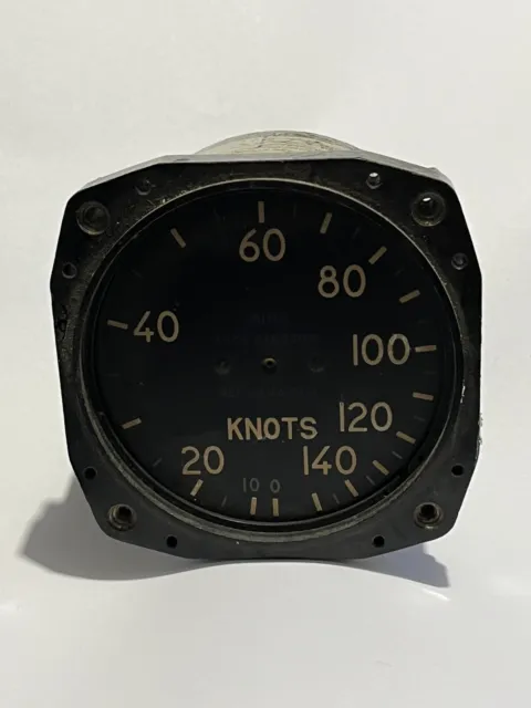 Vintage smiths aircraft speedometer