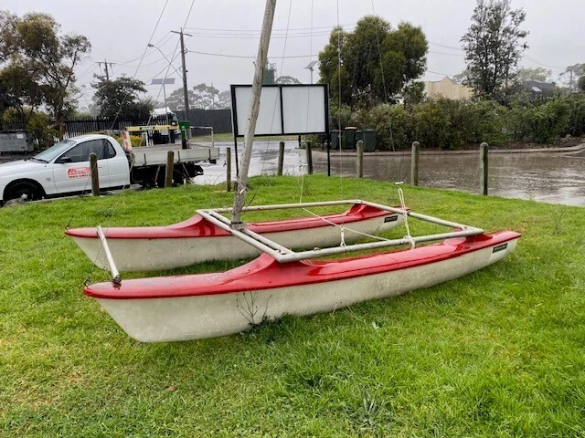 Hawke SurfCat Catamaran - Not Hobie Windrush or Maricat Hawke SurfCat Catamaran - Not Hobie Windrush or Maricat