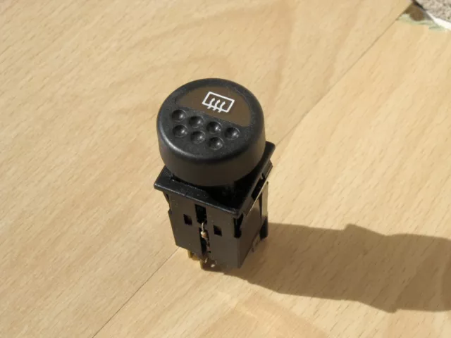 Bouton interrupteur commande de dégivrage arrière impulsion TRW de Peugeot 205