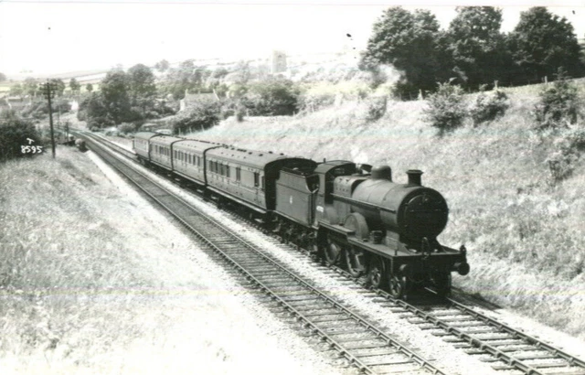1950S PHOTO BR Ex-LMS Class 2P 4-4-0 No 40700 on down local at Wallow £ ...