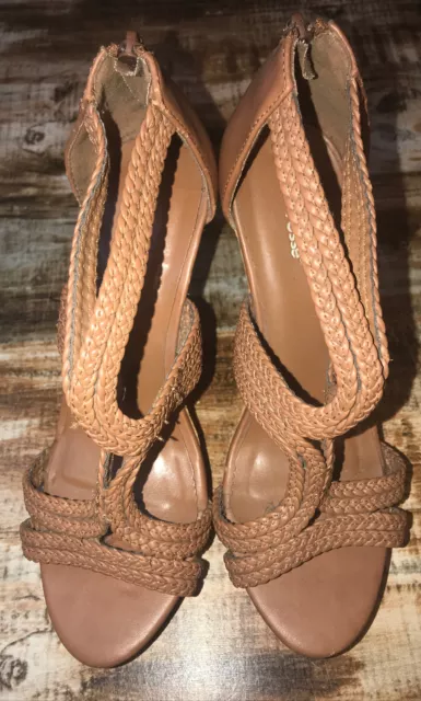 Charlotte Russe womens Size 8 tan heels