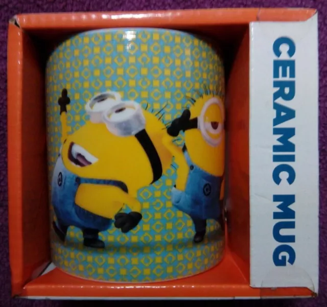 Minion made despicable me ceramic coffee / tea mug new in box by zak !