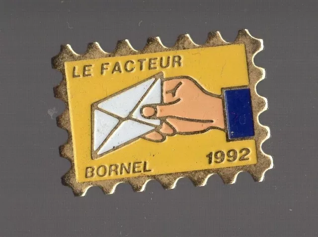 Pin's la poste / Le facteur de Bornel (oise / Picardie) 92