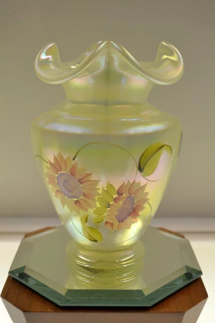 FENTON VASE Y Topaz SUNFLOWERS 1582TC  #d 167/1950 NIB FREEusaSHIP