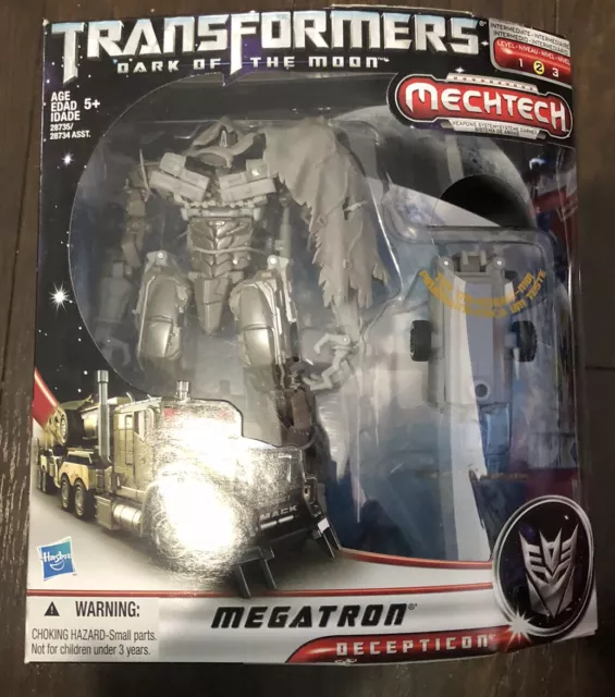 Transformers Dark Of The Moon  Voyager Class MEGATRON Mechtech 7” DOTM New MIB